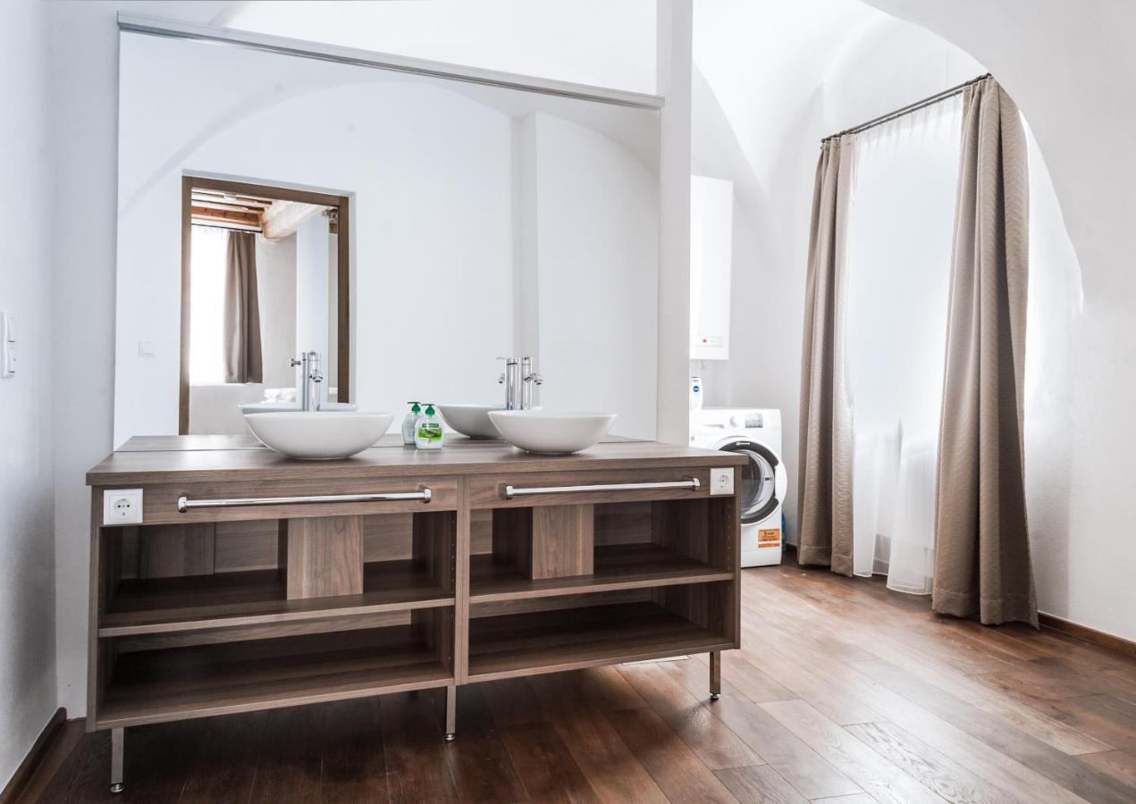 Darebell - Designerapartments Sporgasse Graz Esterno foto